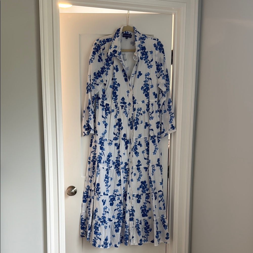 Ro’s Garden - Floral Blue and White Dress